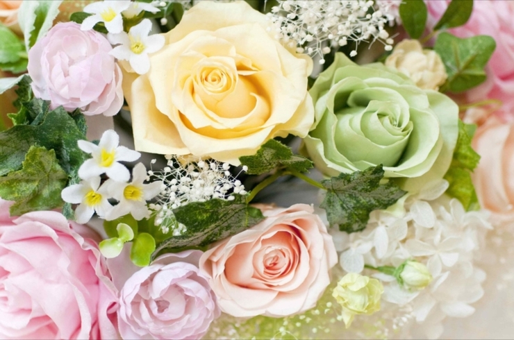 色とりどりの花束